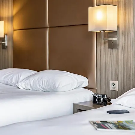 Le Trefle 3* פורטה-סור-גארון