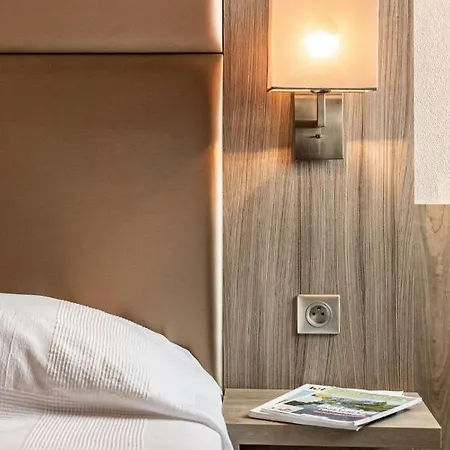 Le Trefle Hotel 3*