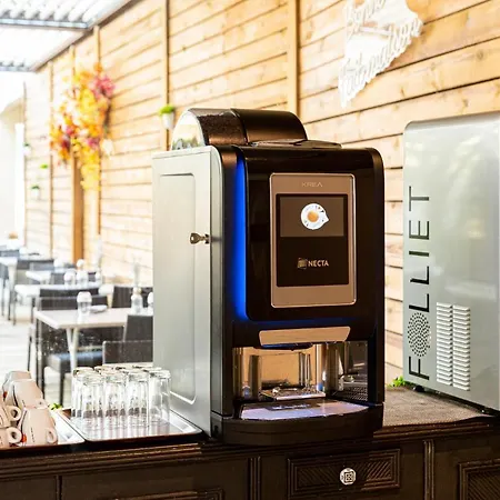 Le Trefle פורטה-סור-גארון