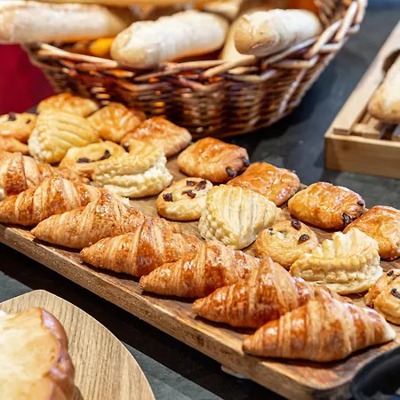 Le Trefle פורטה-סור-גארון