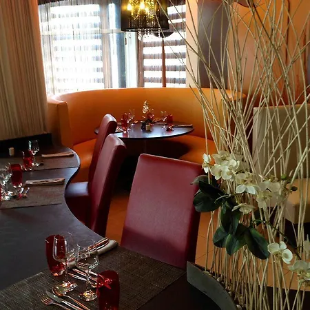 Le Trefle Hotel