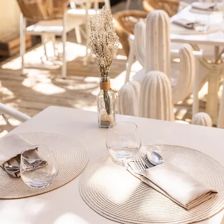 Le Trefle Hotel Portet-sur-Garonne