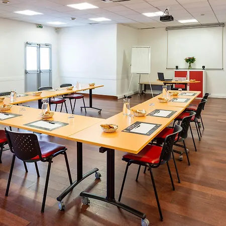 Hotel Le Trefle Portet-sur-Garonne