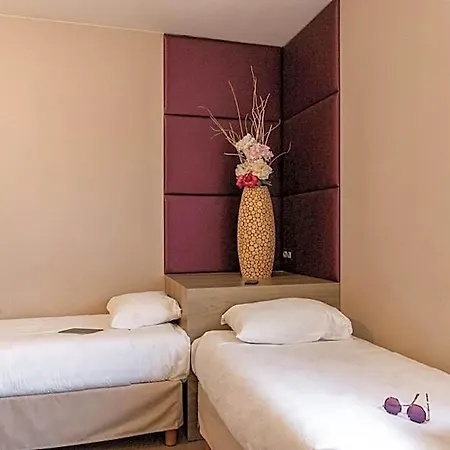 Le Trefle 3* Portet-sur-Garonne