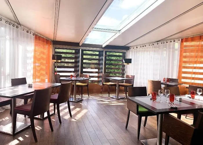 Le Trefle 3* Порте-сюр-Гарон