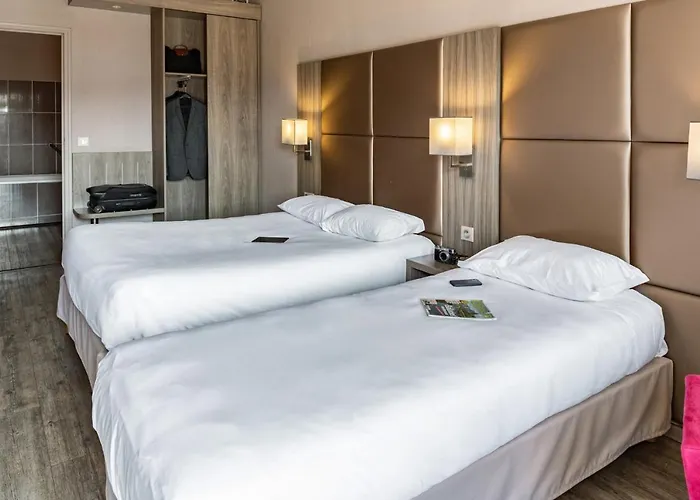 Отель Le Trefle 3*