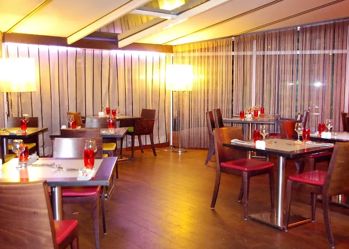 Le Trefle Отель 3*