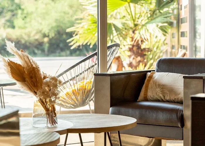 Le Trefle Отель 3*