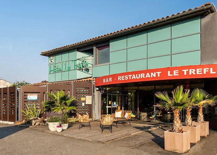 Le Trefle Отель 3*