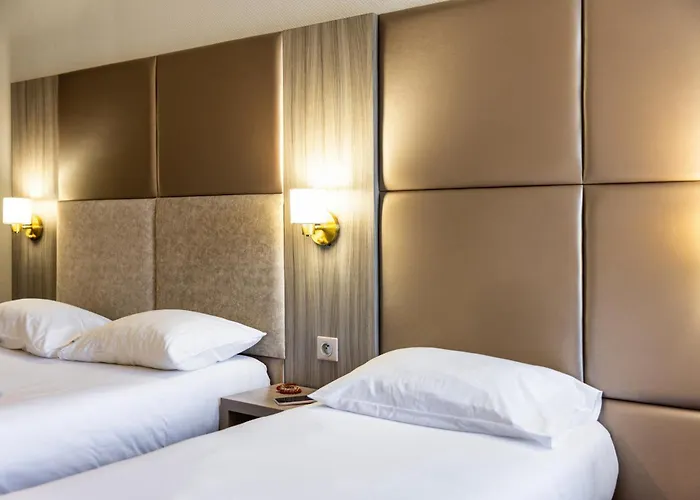 Отель Le Trefle 3*